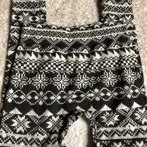 Holiday black and white leggings